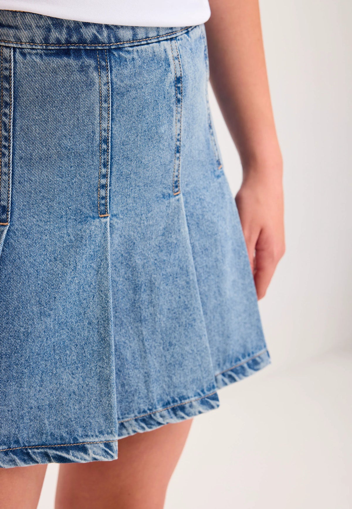 Older Girls Blue Pleated Mini Skirt