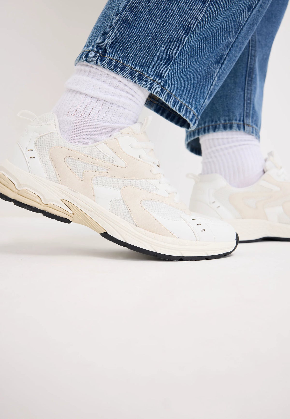 Womens White Runner Sport Trainers